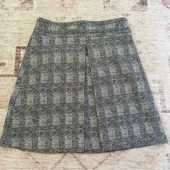 Zara Grey/blue plaid tweed style mini skirt size small - Picture 3 of 10